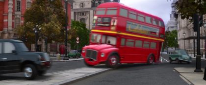 Topper Deckington III – Personnage – Cars 2.