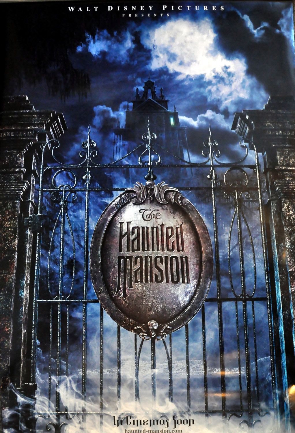 Affiche Poster manoir hanté 999 fantômes haunted mansion disney