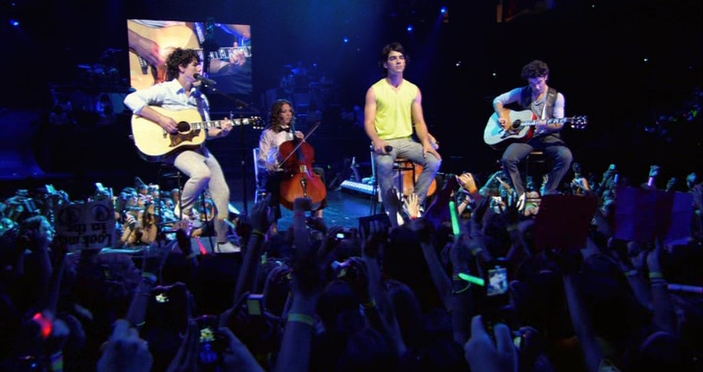Image jonas brothers concert experience disney