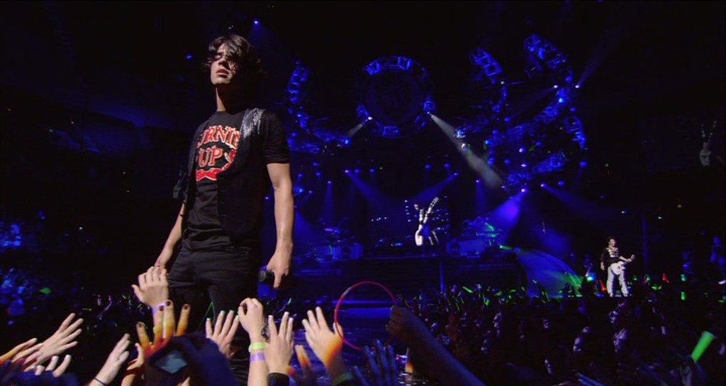 Image jonas brothers concert experience disney