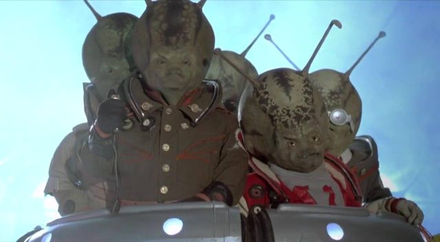 Les marrrtiens ! 3 Douglas Barr et Royal Dano dans Les marrrtiens Spaced Invaders 1990