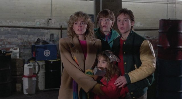 Nuit de folie. 19 Image nuit folie Adventures Babysitting disney touchstone