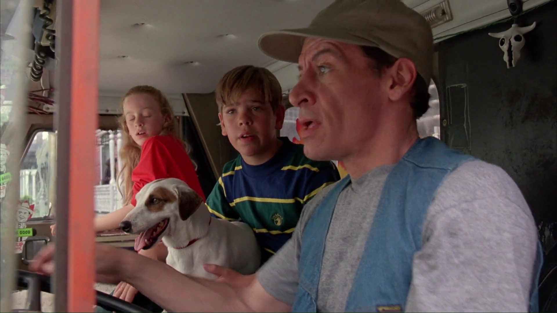 Image ernest chasse monstres scared stupid disney touchstone