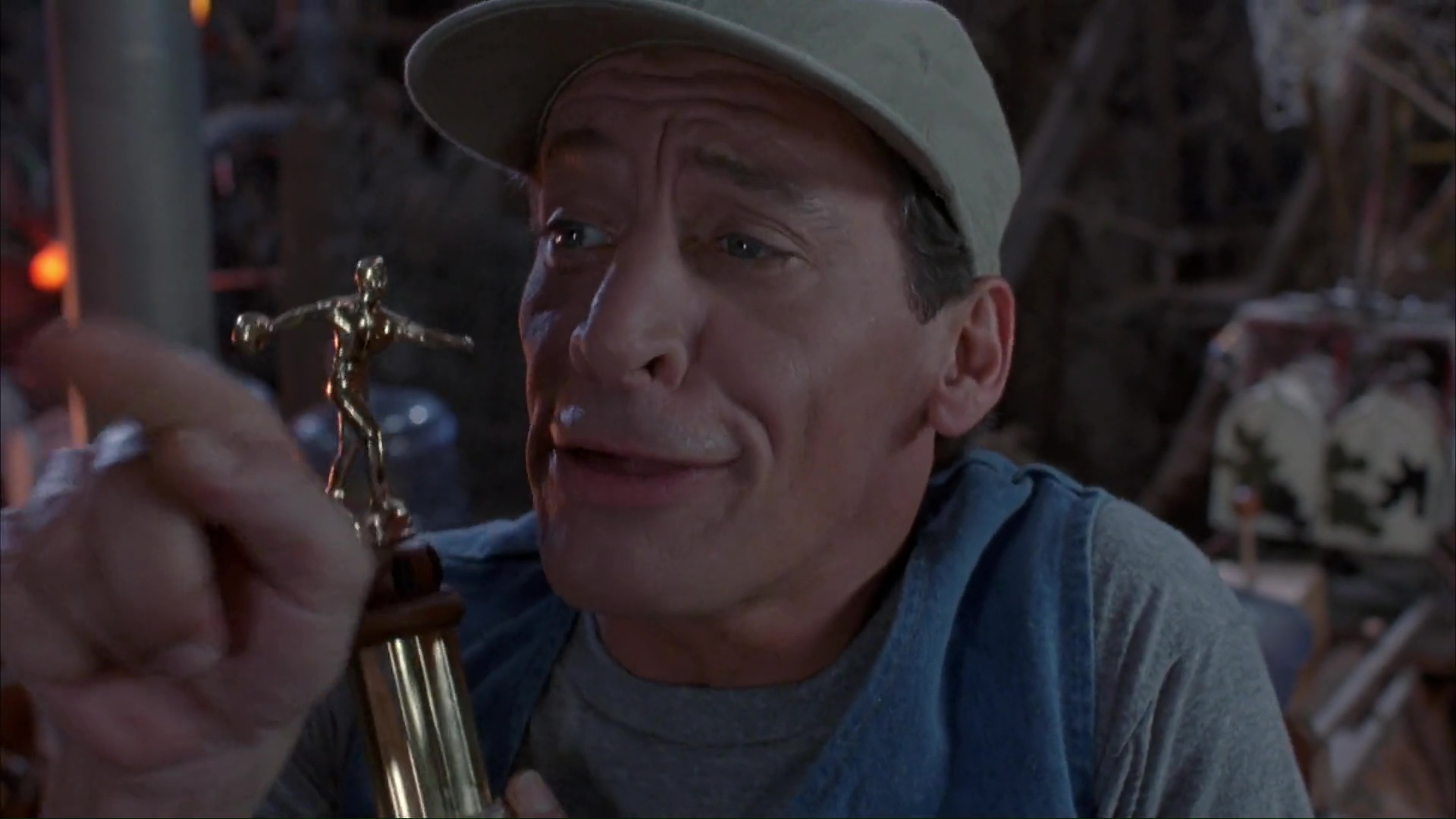 Image ernest chasse monstres scared stupid disney touchstone