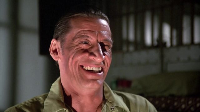 Ernest en prison - Photos et affiches. 5 Image ernest prison goes jail disney touchstone