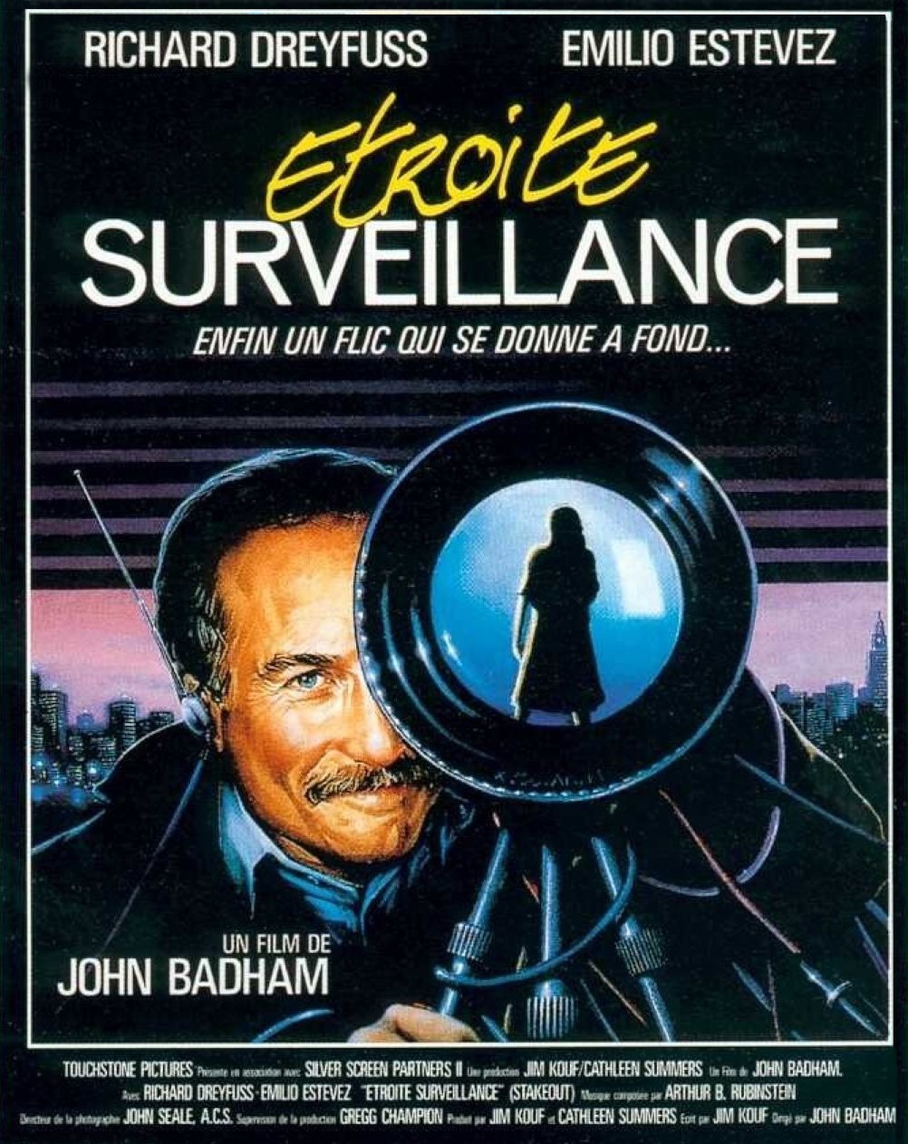 Étroite surveillance - Photos et affiches. 1 Affiche Poster étroite surveillance stakeout disney touchstone