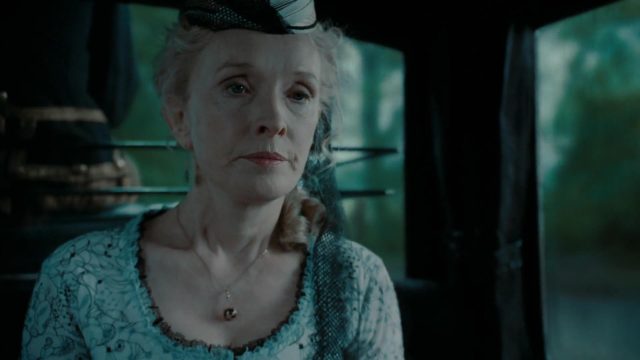 Helen Kingsleigh - Personnage - Alice au pays des merveilles (film - 2010). 2 helen kingsleigh personnage character alice au pays des merveilles in wonderland