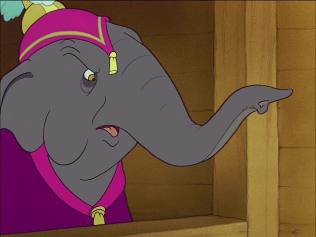 Dumbo - Photos et affiches. 30 matriarch catty prissy giddy elephant disney personnage character dumbo