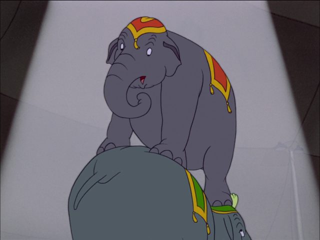 Les éléphantes - Personnage - Dumbo. 6 matriarch catty prissy giddy elephant disney personnage character dumbo