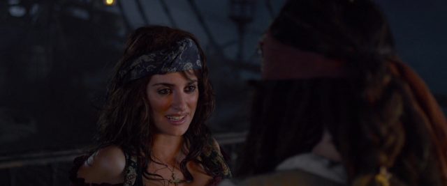 Angelica - Personnage - Pirates des Caraïbes : la fontaine de Jouvence. 9 angelica personnage character pirate caraibes fontaine jouvence stranger side disney