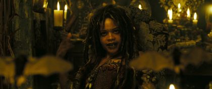Tia Dalma - Personnage - Pirates des Caraïbes : le secret du coffre maudit. 13 Tia Dalma – Personnage – Pirates des Caraïbes : le secret du coffre maudit.
