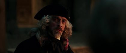 Monsieur D'Arque - Personnage - La Belle et la Bête (Film - 2017). 14 Monsieur D’Arque – Personnage – La Belle et la Bête (Film – 2017).