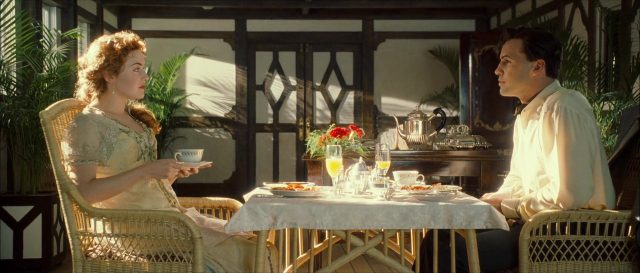 Leonardo DiCaprio et Kate Winslet dans Titanic 1997