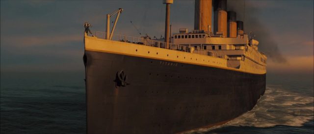 Leonardo DiCaprio et Kate Winslet dans Titanic 1997