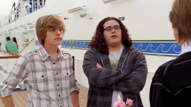 Zack et Cody, le film. 18 Image zack cody film suit life movie disney channel