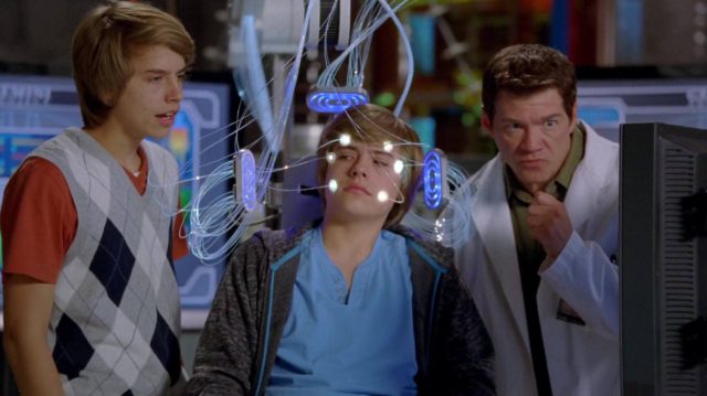 Zack et Cody, le film. 25 Image zack cody film suit life movie disney channel