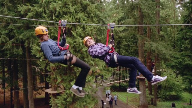 Zack et Cody, le film. 23 Image zack cody film suit life movie disney channel
