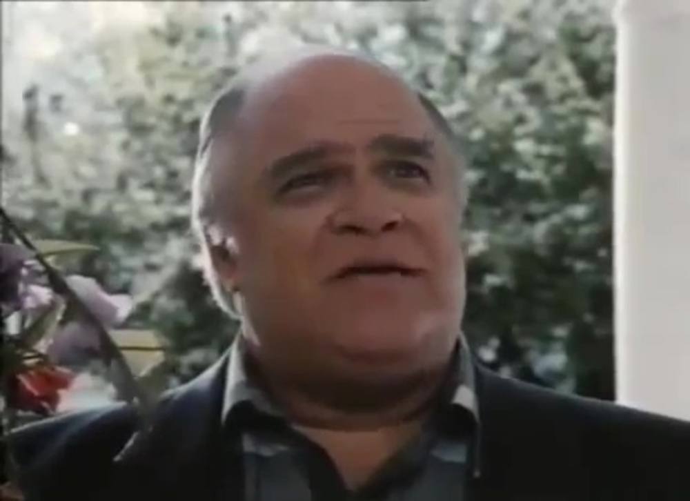 Image capone chien gangster spot marks x disney channel