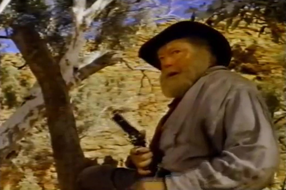 Image christmas visitor miracle down under bushfire moon disney channel