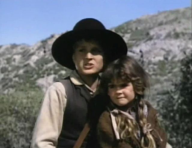 À travers les plaines sauvages (Les collines de l'espoir). 2 Image travers plaines sauvages collines espoir down long hills disney channel