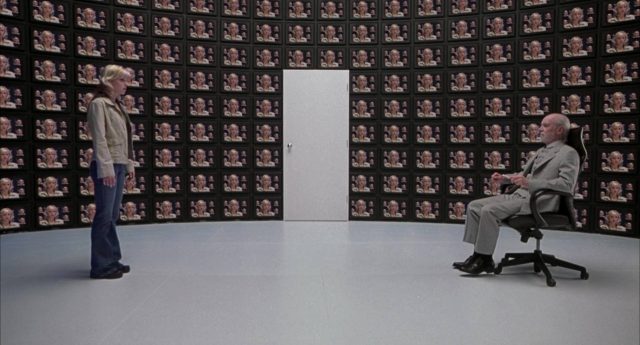 Scary Movie 3 - Photos et affiches. 9 Image scary movie 3 disney dimension