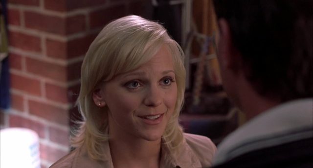 Scary Movie 3. 3 Anna Faris et Simon Rex dans Scary Movie 3 2003