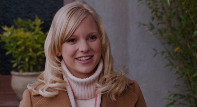 Scary Movie 4. 2 Image scary movie 4 disney dimension