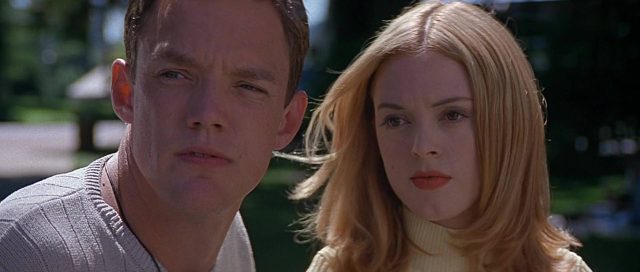Scream. 6 Neve Campbell Courteney Cox et David Arquette dans Scream 1996