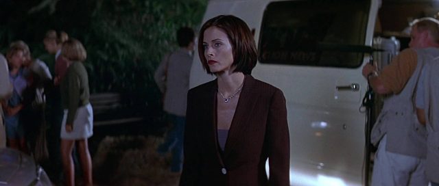 Scream 2 - Photos et affiches. 8 Image scream 2 disney dimensione Poster scream 2 disney dimension