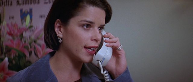 Scream 2 - Photos et affiches. 11 Image scream 2 disney dimensione Poster scream 2 disney dimension