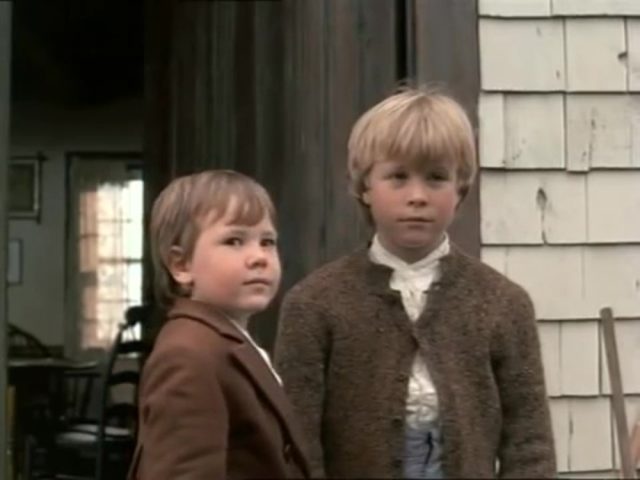 image secret deux orphelins little kidnappers disney channel