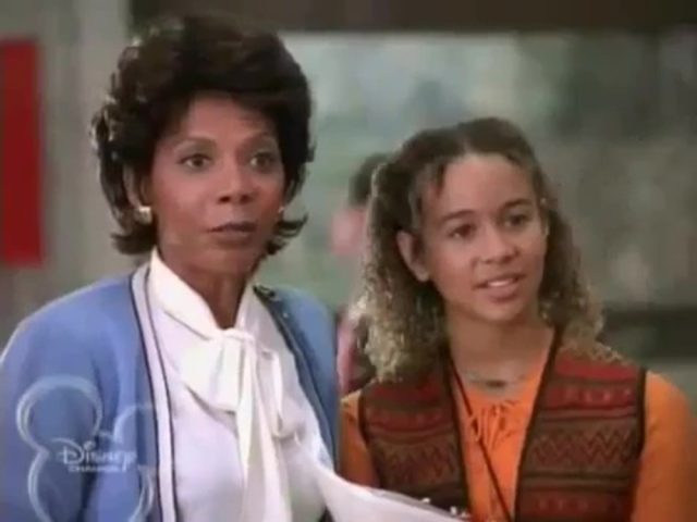 Image couleur amitié color friendship disney channel
