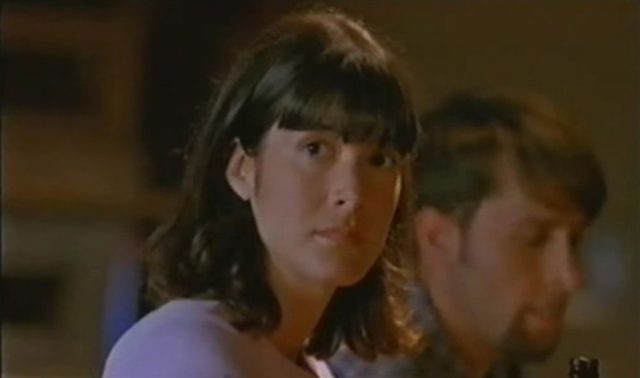 Les démons du maïs 5 : la secte des damnés. 6 Eva Mendes dans Les démons du maïs 5 : la secte des damnés Children of the Corn V: Fields of Terror 1998