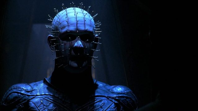 Hellraiser : Bloodline. 3 Kari Wuhrer dans Hellraiser : Bloodline 1996