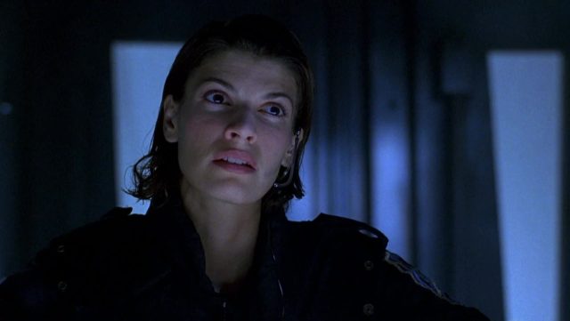 Hellraiser : Bloodline. 4 Kari Wuhrer dans Hellraiser : Bloodline 1996