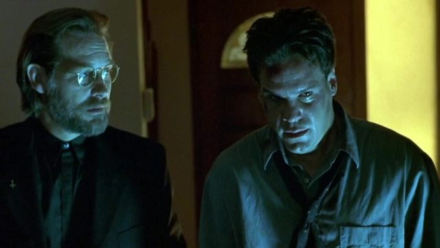 Hellraiser : Inferno - Photos et affiches. 12 Image hellraiser inferno disney dimension