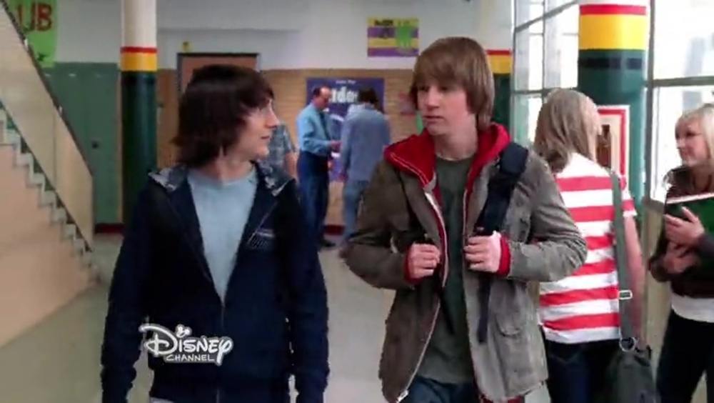 image costume pour deux hatching pete disney channel