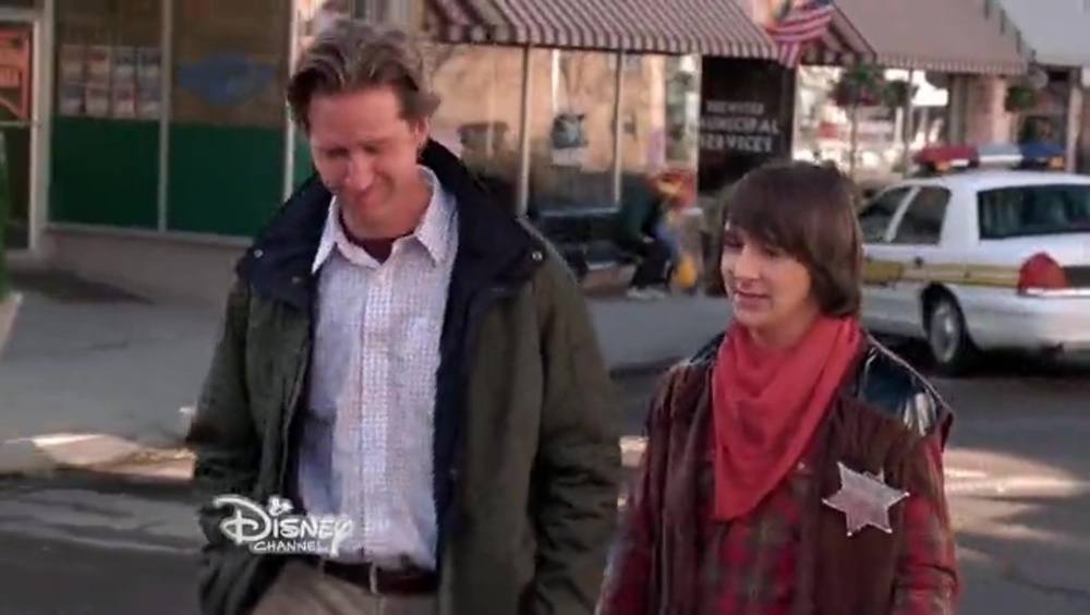 image costume pour deux hatching pete disney channel