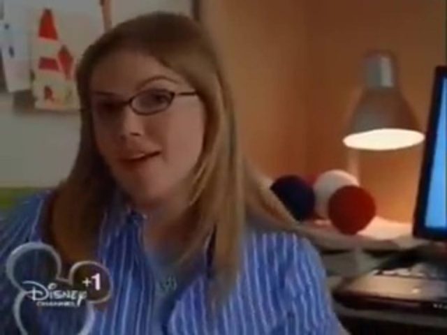 La naissance d'une nouvelle star. 18 image naissance nouvelle star stuck suburbs disney channel
