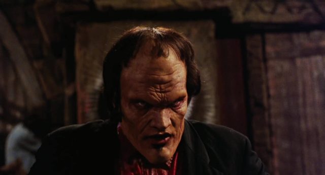 Une nuit en enfer - Photos et affiches. 7 Image nuit enfer dusk dawn disney dimension miramax