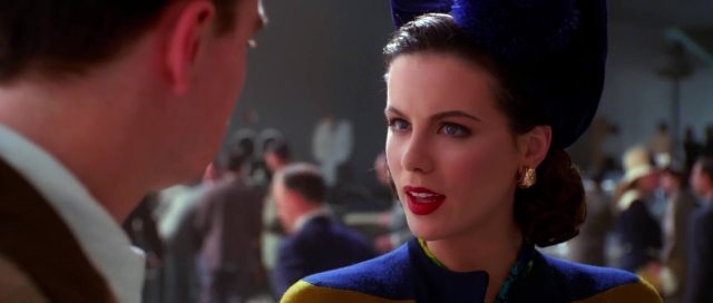 Aviator. 3 Leonardo DiCaprio Cate Blanchett et Kate Beckinsale dans Aviator 2004