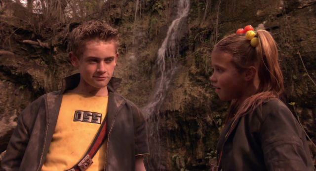 Spy Kids 2 : espions en herbe. 5 Antonio Banderas et Carla Gugino dans Spy Kids 2 espions en herbe Island of Lost Dreams 2002