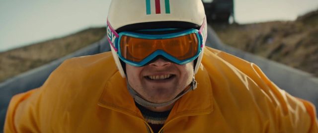 Eddie the Eagle. 5 Taron Egerton et Hugh Jackman dans Eddie the Eagle 2016