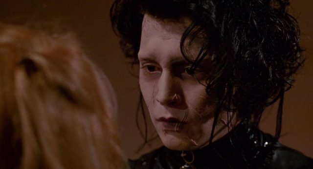 Les répliques cultes du film Edward aux mains d'argent. 2 replique quote edward mains argent Scissorhands disney fox
