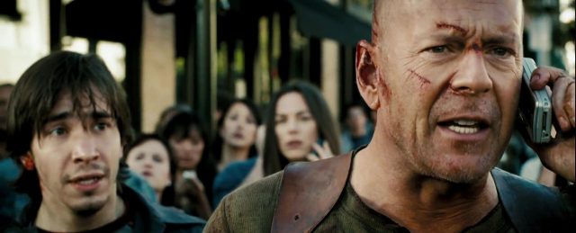 Die Hard 4 : retour en enfer - Photos et affiches. 16 image die hard 4 retour enfer live free disney fox