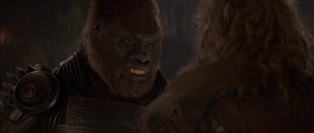 La planète des singes (2001) - Photos et affiches. 17 Mark Wahlberg Tim Roth et Helena Bonham Carter dans La planète des singes Planet of the apes 2001
