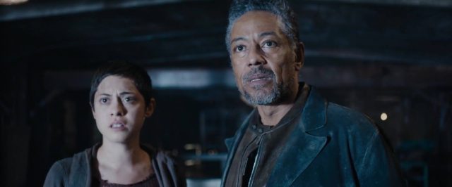 Le labyrinthe : la terre brûlée - Photos et affiches. 23 image labyrinthe terre brulee maze runner scorch trials disney fox