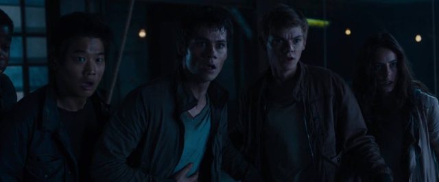 Le labyrinthe : la terre brûlée - Photos et affiches. 28 image labyrinthe terre brulee maze runner scorch trials disney fox