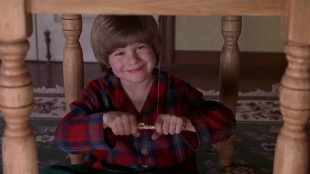 Maman, je m'occupe des méchants. 3 Alex D. Linz dans Maman je m'occupe des méchants Home alone 3 1997