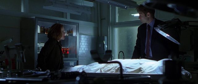 The X-Files, le film : combattre le futur. 16 image x-files combattre fight futur disney fox